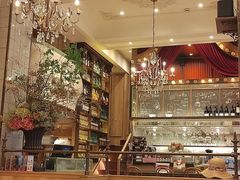 -玛格萝妮比萨屋(四平店)