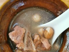 -老字号眼镜子煎包汤包店