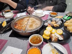 -一绪に寿喜烧(虹悦城店)