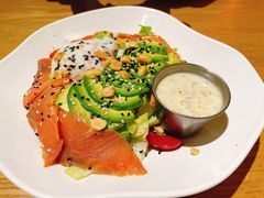 牛油果三文鱼沙拉-HELLO 27 意面·沙拉·帕尼尼