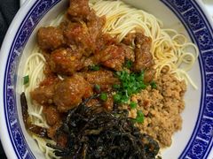 -沪西老弄堂面馆(定西路店)