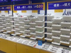 -诺柯视眼镜-蔡司依视路官方工厂店(淞南一店)
