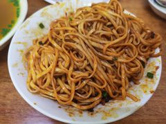 -老字号眼镜子煎包汤包店