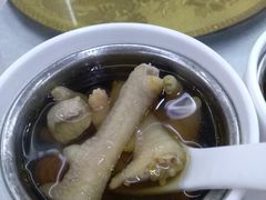 无花果凤爪汤-渔鸽皇酒楼(鸿大广场店)