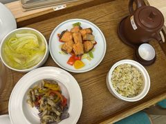 -雪梅月子中心(华侨城店)