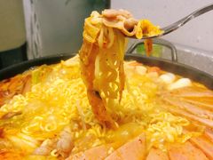 肥牛部队锅-博姆炸鸡精品餐厅(常发广场店)