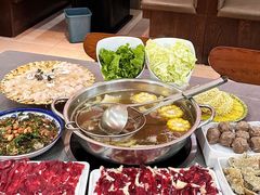 -官塘陈记鱼生·潮汕砂锅粥·牛肉火锅(潮枫路总店)