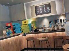 -星巴克臻选(嘉兴海宁银泰城店)