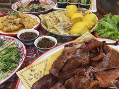 -闯关东东北农家菜(崂山石老人店)