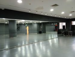 -5KM舞蹈街舞工作室