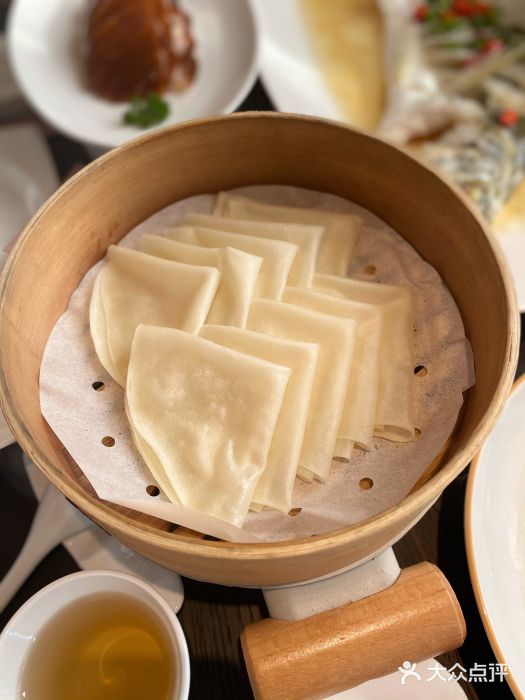 荣里烤鸭鸭饼图片