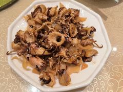 蚝油皇吹筒仔-鹏城人家海鲜酒家·23年老字号(较场尾店)