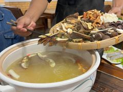 -阿鹏故事云南野生菌火锅(人民路店)