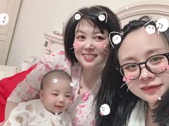 -爱的果实月嫂育婴师(世纪东方店)