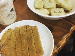 -潘国仙耳光馄饨(黄家阙路店)