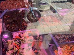 -老六素货(王顶堤店)