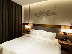 -乔治莫兰迪酒店(济南解放路山东大学店)