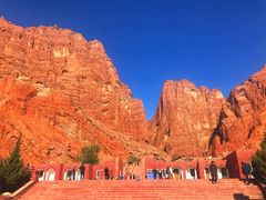 -天山神秘大峡谷