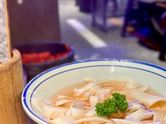 嘎嘣脆黄喉-萍姐火锅·公路夜市(打浦桥日月光店)