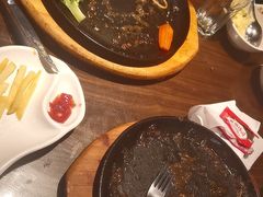 -豪享来牛排(人民店)