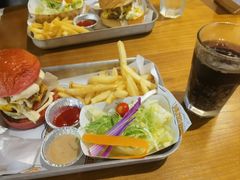 -HUZI虎滋精酿餐吧(京西大悦城店)