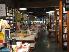 -西西弗书店&矢量咖啡(万象城店)