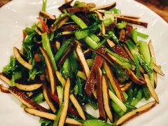 野水芹炒豆干-一楼食业·美食人家