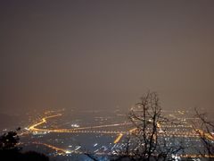 -鬼笑石后山停车场