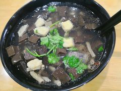 全套鸭血-百年尹氏汤包(环球美食荟店)