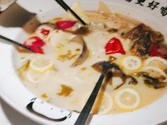-江渔儿酸菜鱼(万科东荟城店)