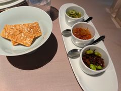 餐前小凉菜三样-荣轩(新荣记环球金融中心店)