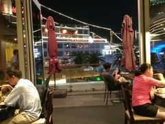 -必胜客(新海上世界店)