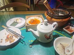 -粤港湾砂锅粥·宵夜(宝龙店)