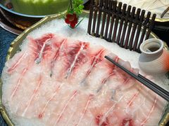 -得意咚瓜·顺德鱼生·冬瓜火锅(深圳首店)