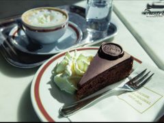 -Cafe Sacher(WIEN)