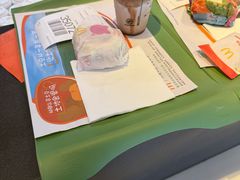-麦当劳(杭州西湖银泰百货店)
