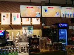 -大光明丽星VIP影城(昌里路杜比全景声店)
