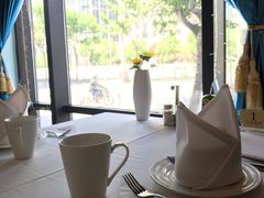 靠窗位-小白桦西餐厅