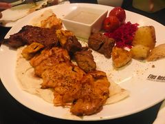 艾菲斯烤肉拼盘-Efes Turkish & Mediterranean Cuisine 艾菲斯餐厅(陆家嘴店)