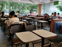 大堂-麦当劳(东方时代广场分店)