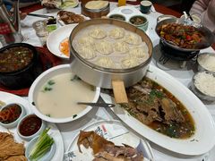 -梅利汴京烤鸭•开封豫菜地标店(东大街店)