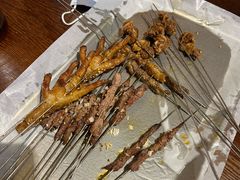 -三个大叔烤羊肉串·歌手驻唱·碳烤鲜肉(西三旗店)