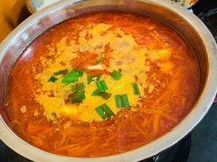 -黄利砖万峰林布依特色酸笋牛肉馆