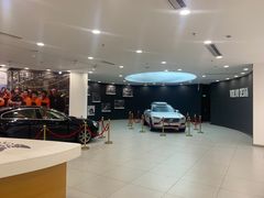 -杭州中沃沃尔沃4S店(滨江区店)