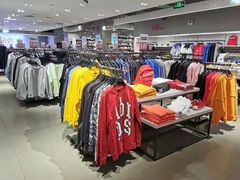 -唯品会(北京国瑞城店)