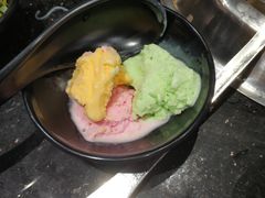 -钱小主·自助回旋烤肉火锅餐厅(东方新天地店)