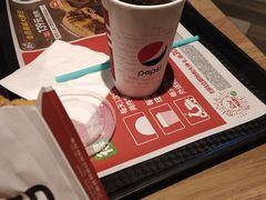 -肯德基(中纬店)