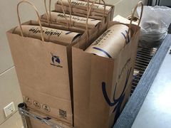 -瑞幸咖啡(7号国际商业中心店)