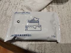 -山与蓝·轻糖鲜果蛋糕(勒泰店)