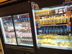 面包甜点陈列柜-味多美蛋糕(灯市口店)